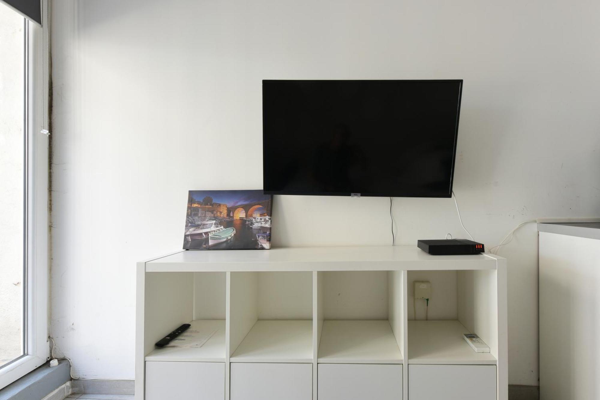Provencal Studio Netflix Appart-Hotel-Provence La Fare-les-Oliviers Exteriér fotografie
